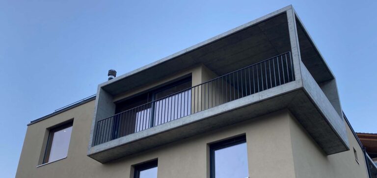 Balkongeländer Staketengeländer anthrazit